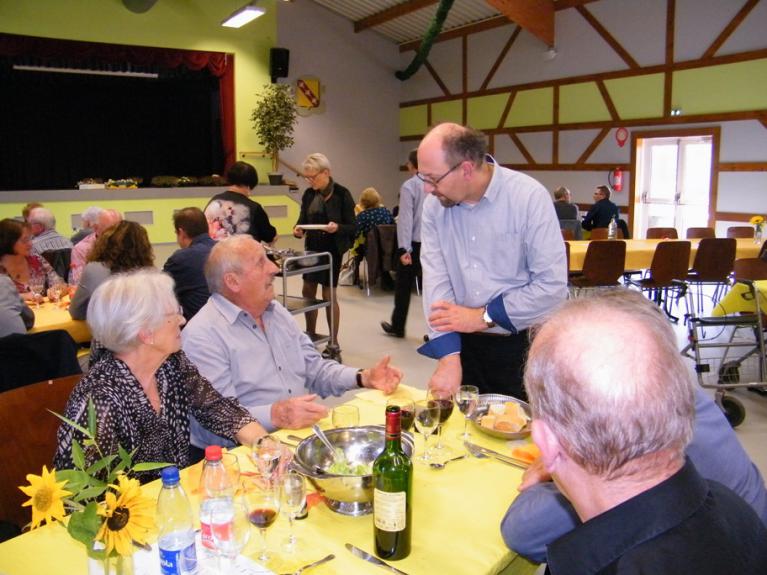 De table en table